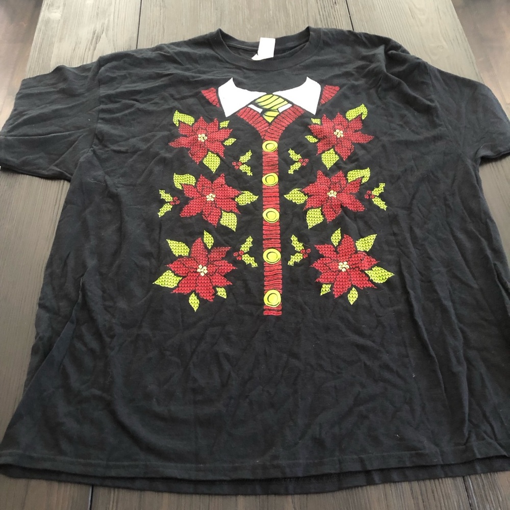 USED (Mens) 2XL Gildan Shirt